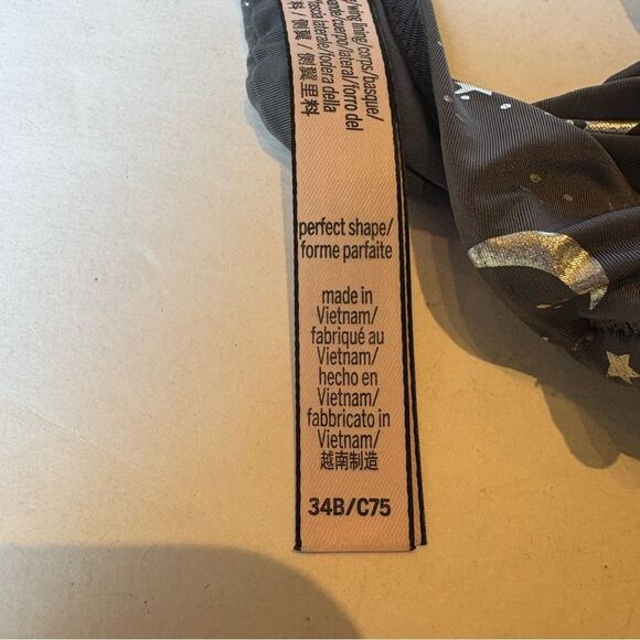 Victoria's Secret Perfect Shape Gray Bra with Star and Moon Pattern Size 34B - Picture 4 of 6